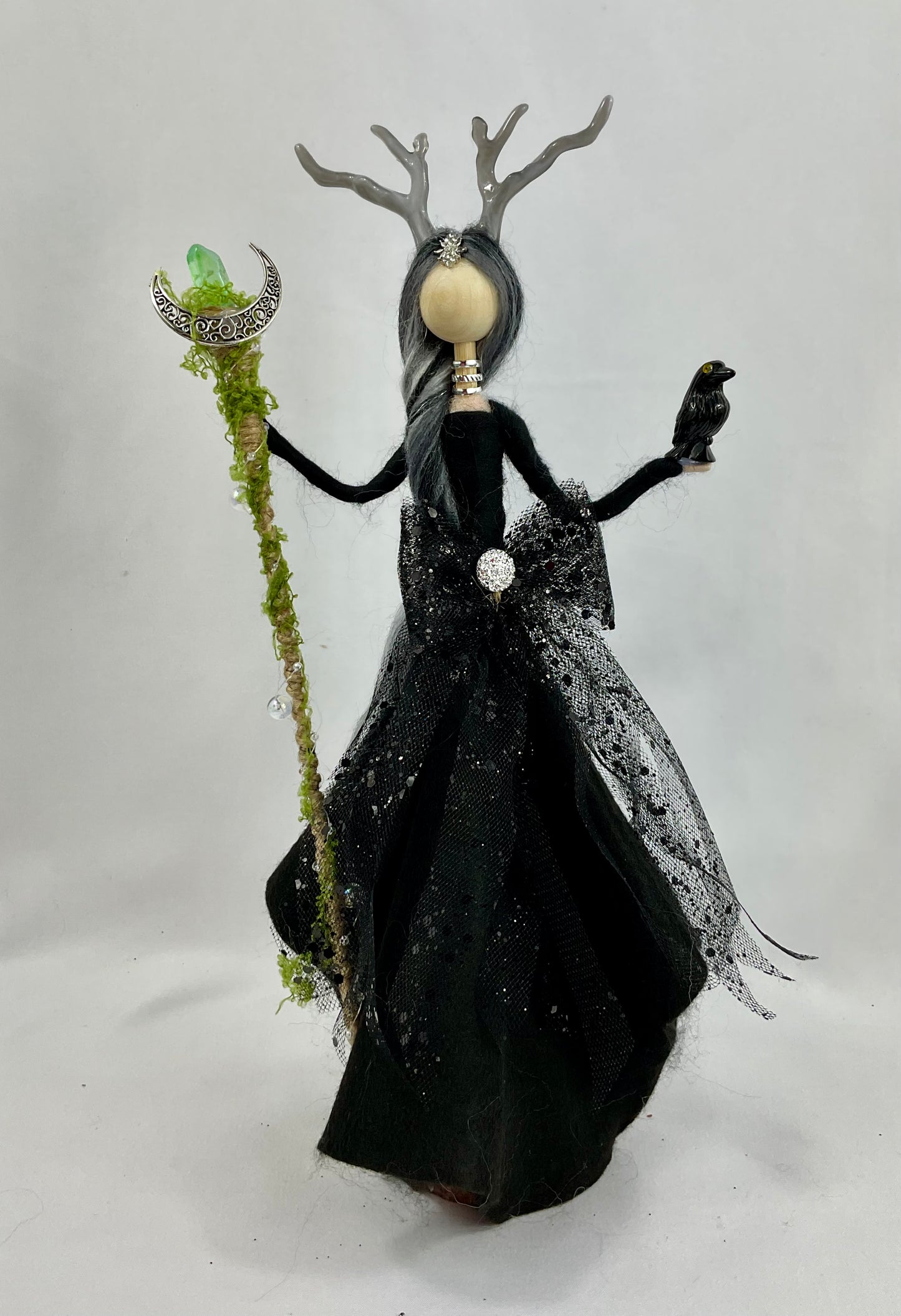 Crone of crows
