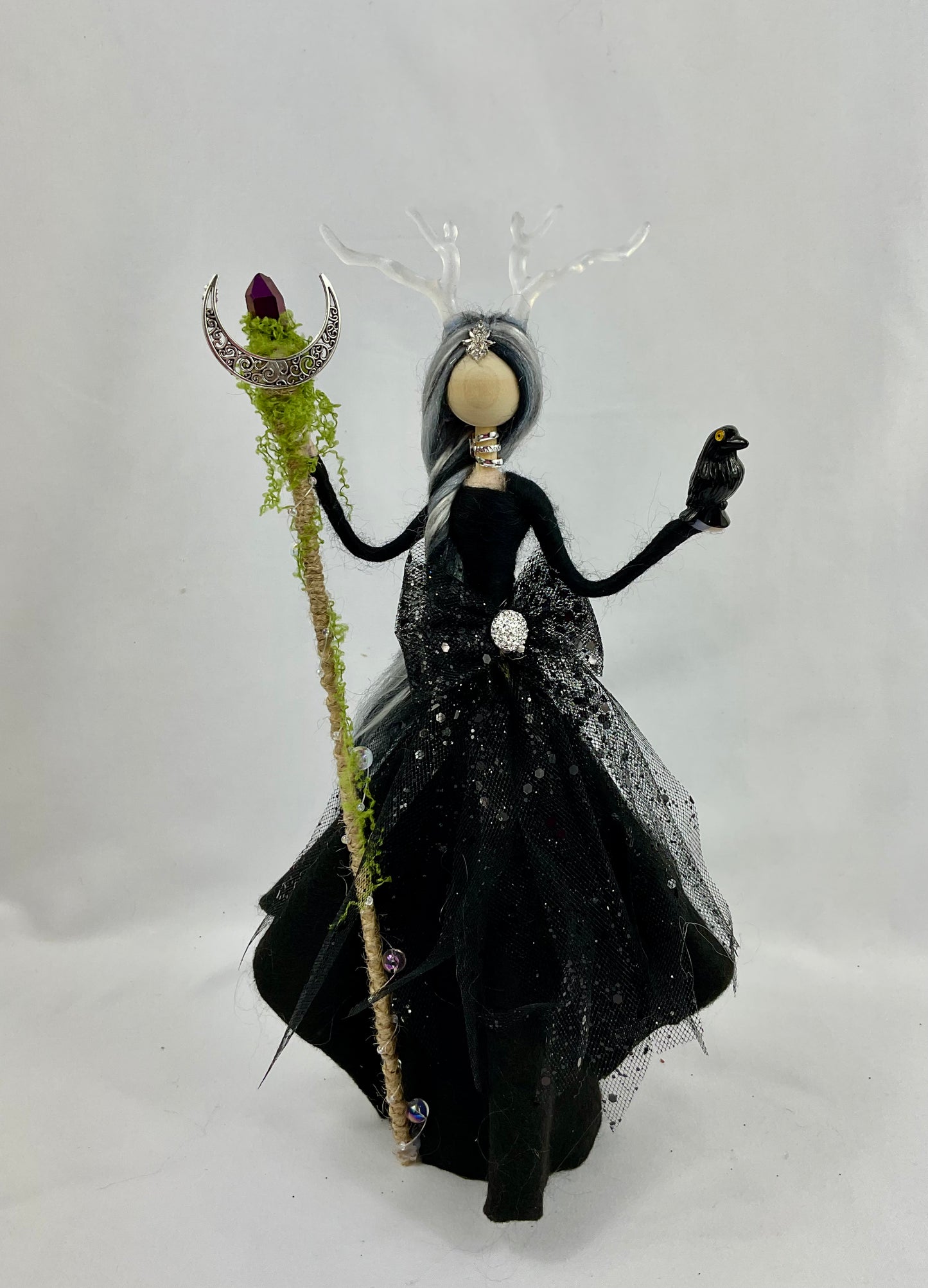 Crone of crows