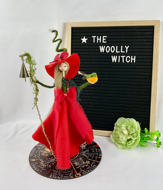 Red Robin Witch with display disk