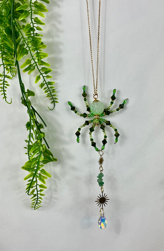 Green beaded spider gg12