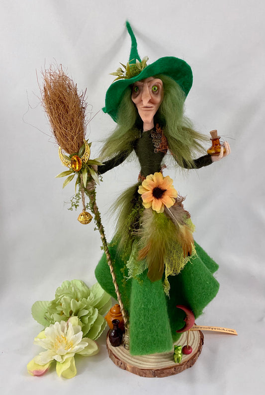 Large green potion witch