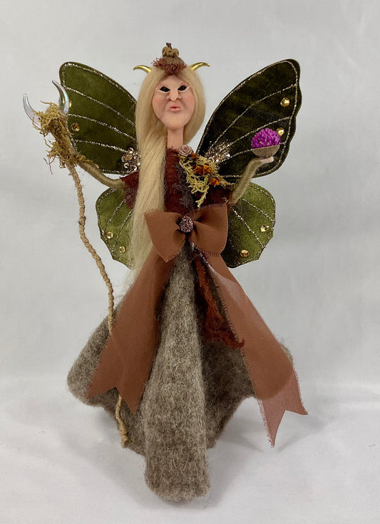 Myrn moss fairy