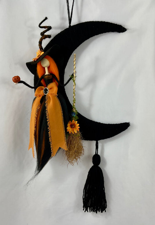 Halloween woolly moon