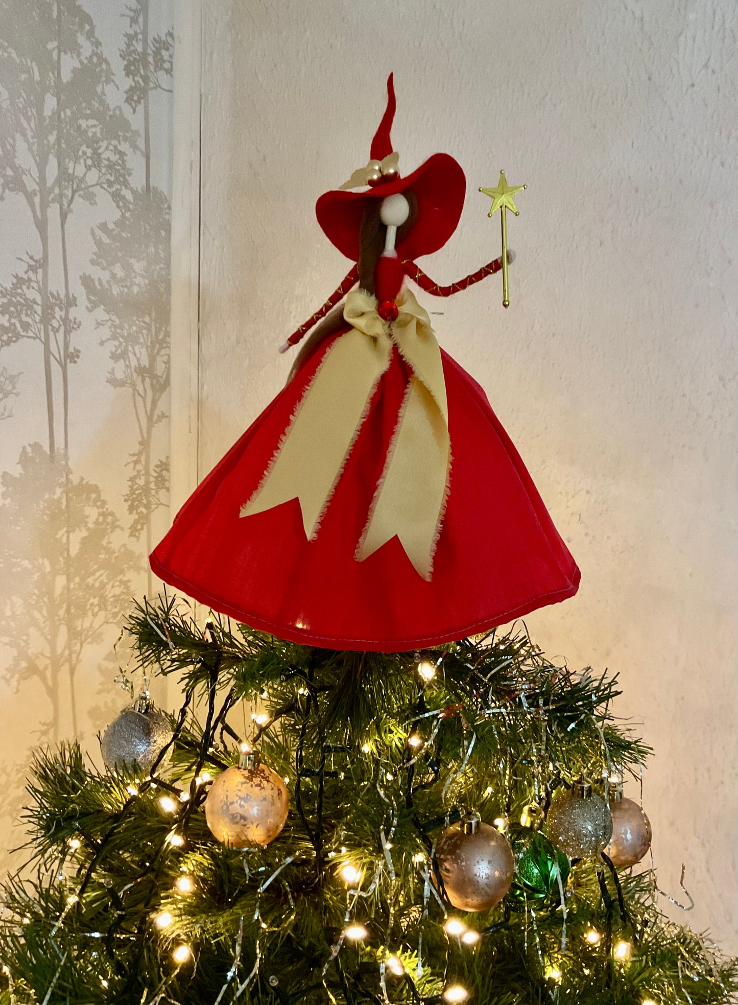 Red and gold witch topper